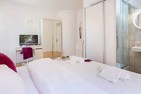 Newly Refurbished Studio Near Maksimir