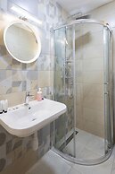 Colorful Studio Near Kvaternik Square