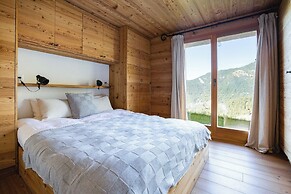 Authentic Swiss Spa Chalet Hot Tub & Sauna