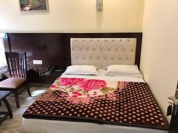 ADB Rooms Gaurav Guest House