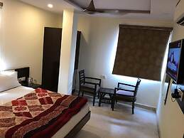 ADB Rooms Gaurav Guest House