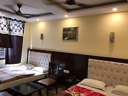 ADB Rooms Gaurav Guest House