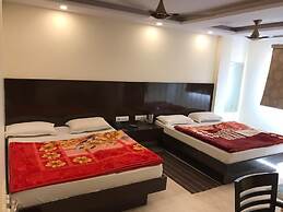ADB Rooms Gaurav Guest House
