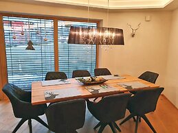 Mountain Living Apartments - Ski-In & Ski-Out