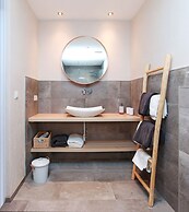 Mountain Living Apartments - Ski-In & Ski-Out