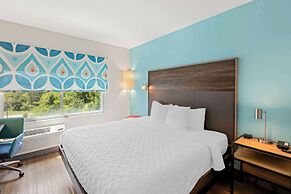 Tru by Hilton Asheville Blue Ridge Parkway