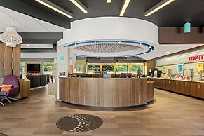 Tru by Hilton Asheville Blue Ridge Parkway