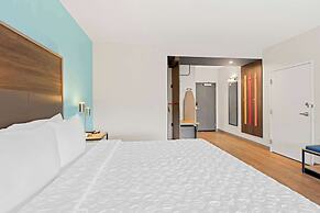 Tru by Hilton Asheville Blue Ridge Parkway