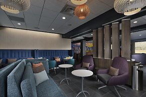 Tru by Hilton Asheville Blue Ridge Parkway