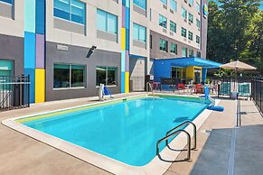 Tru by Hilton Asheville Blue Ridge Parkway