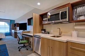 Home2 Suites by Hilton Orlando at Flamingo Crossings