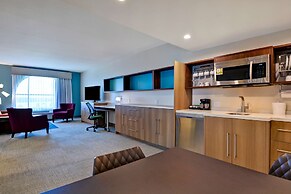 Home2 Suites by Hilton Orlando at Flamingo Crossings