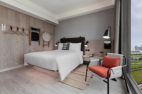 Moxy Taichung