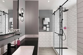 Moxy Taichung