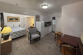 Richard's Motel Extended Stay