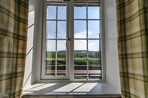 Old School House - Yorkshire Three Peaks Challenge