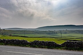 Old School House - Yorkshire Three Peaks Challenge