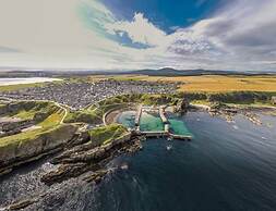 4-bed Cottage in Portknockie, Near Cullen, Moray