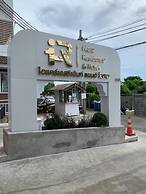 Icare Residence & Hotel