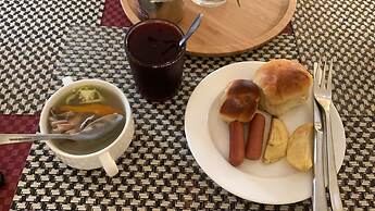 The Grand Villa Hotel