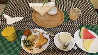 The Grand Villa Hotel