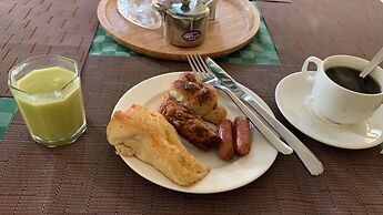 The Grand Villa Hotel