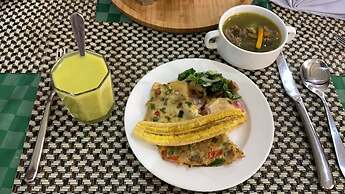 The Grand Villa Hotel