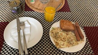 The Grand Villa Hotel