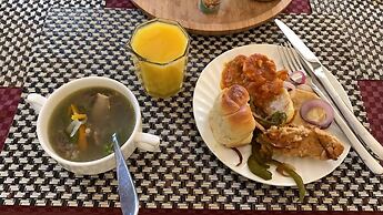 The Grand Villa Hotel