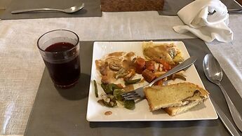 The Grand Villa Hotel