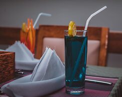 The Grand Villa Hotel