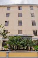 The Grand Villa Hotel