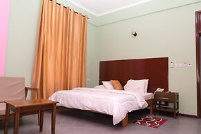 The Grand Villa Hotel