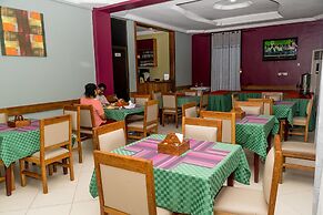 The Grand Villa Hotel