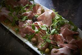 Valentinos Restaurant With Rooms