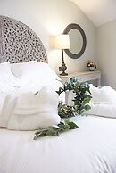 Valentinos Restaurant With Rooms