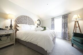 Valentinos Restaurant With Rooms