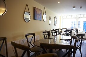 Valentinos Restaurant With Rooms