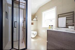 Valentinos Restaurant With Rooms