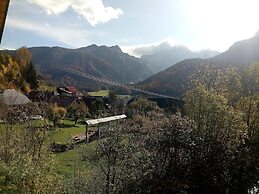 Immaculate 2-bed Apartment in Rateče Planica