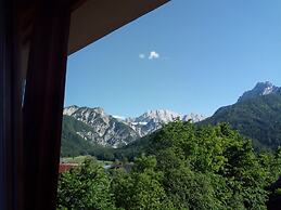Immaculate 2-bed Apartment in Rateče Planica