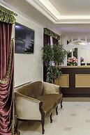 Hotel restaurant Mask