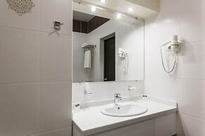 Hotel restaurant Mask