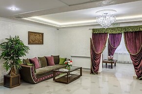 Hotel restaurant Mask