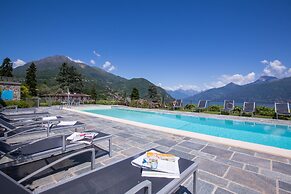 Penthouse-LakeView-AC-PrivateGarden