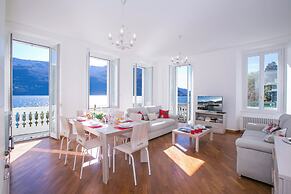 Villa Larius Balcone