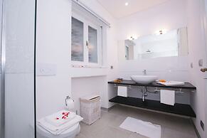 Villa Lugano Lakefront