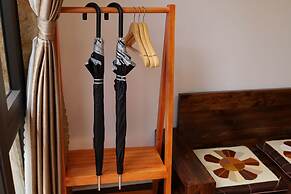 La Fleur Premium Central Apartment