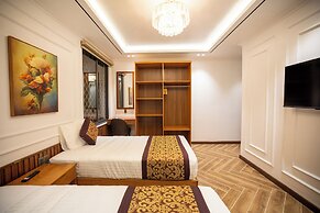 La Fleur Premium Central Apartment