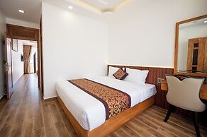 La Fleur Premium Central Apartment